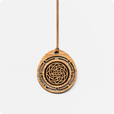 Оберег Здрабережень из дерева Дуба