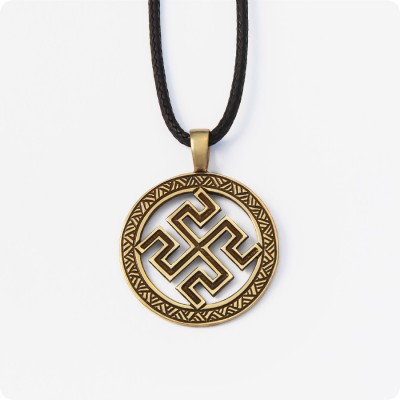 Оберег Родовик из латуни в круге